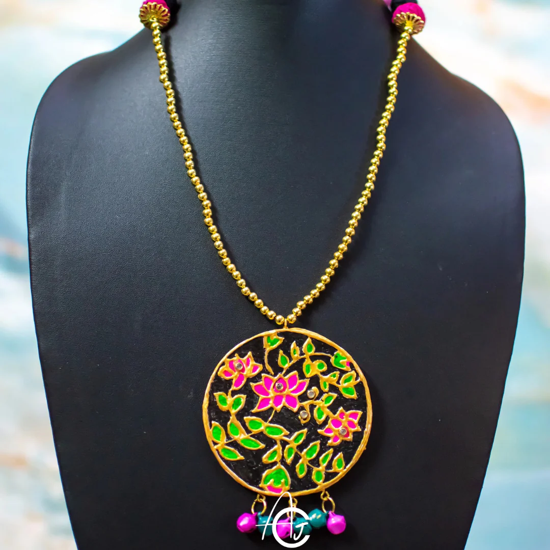 Statement Necklace, Handpainted : Handmade - Image 4