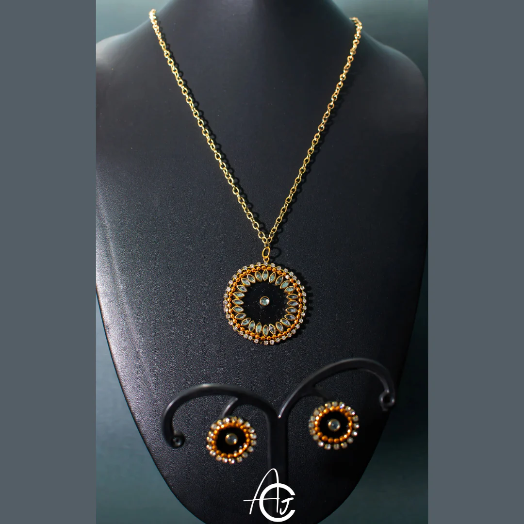 Statement Necklace Set, Handpainted : Handmade - Image 3