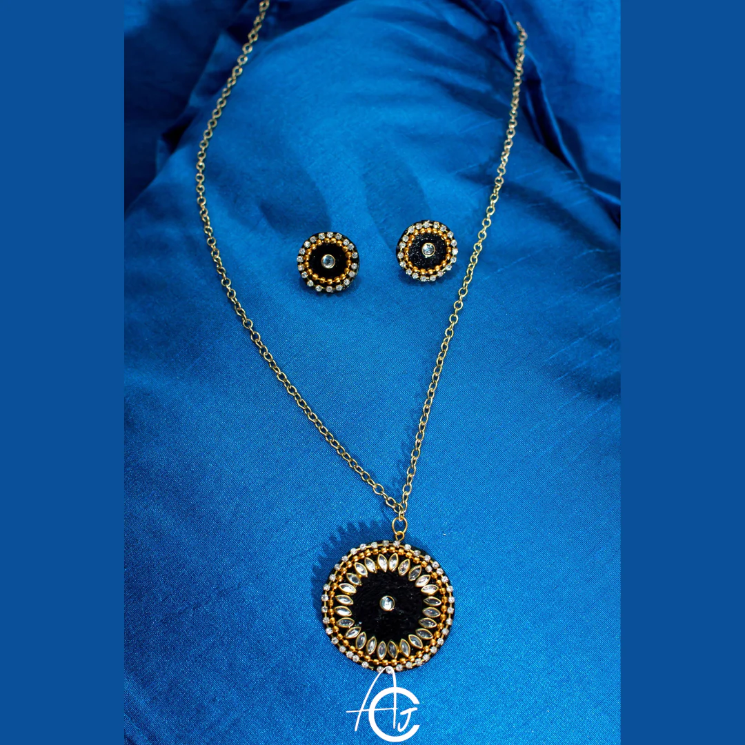 Statement Necklace Set, Handpainted : Handmade - Image 4