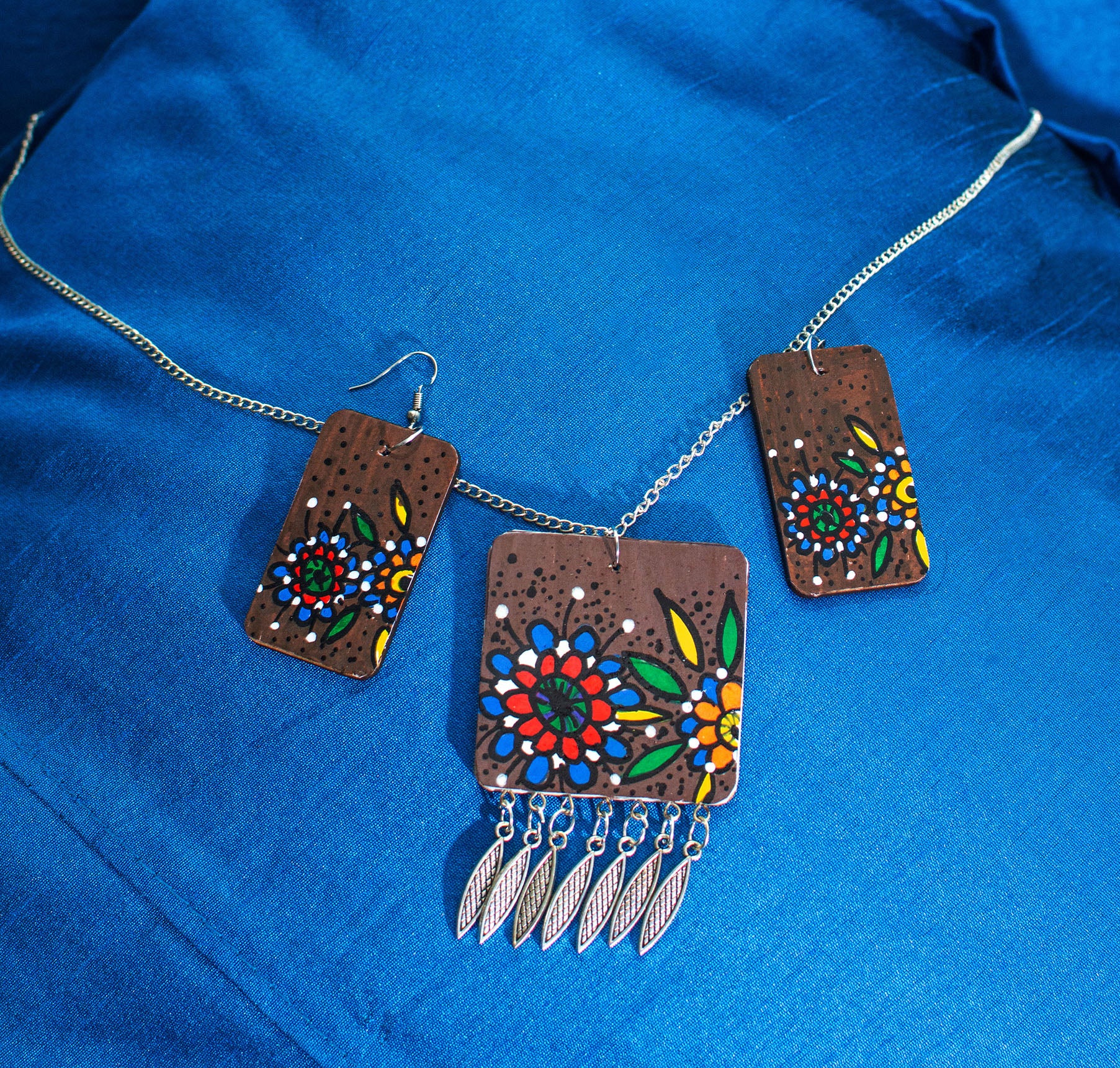 Statement  Necklace Set, Handpainted : Handmade - Image 3
