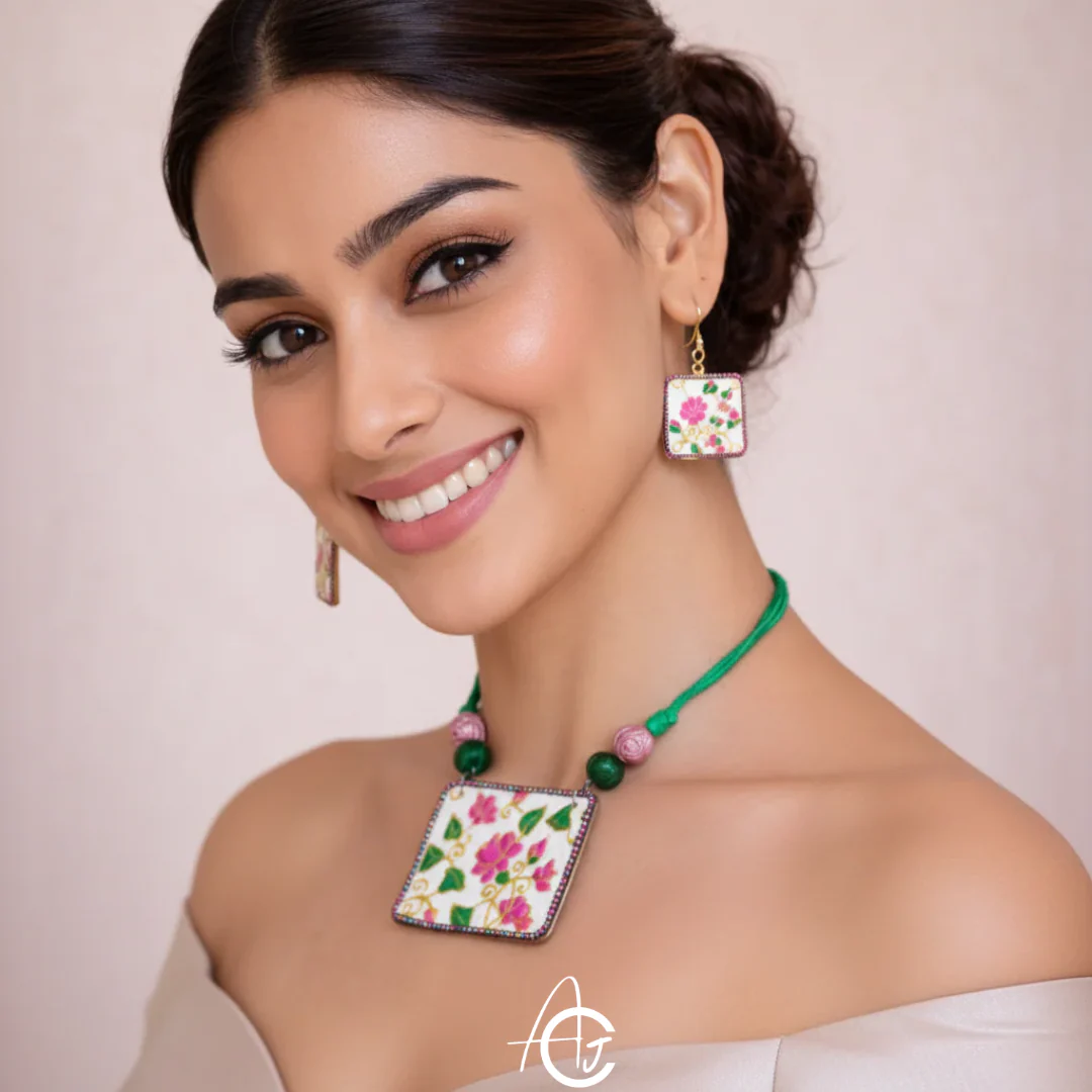 Statement Necklace set, Handpainted : Handmade - Image 3