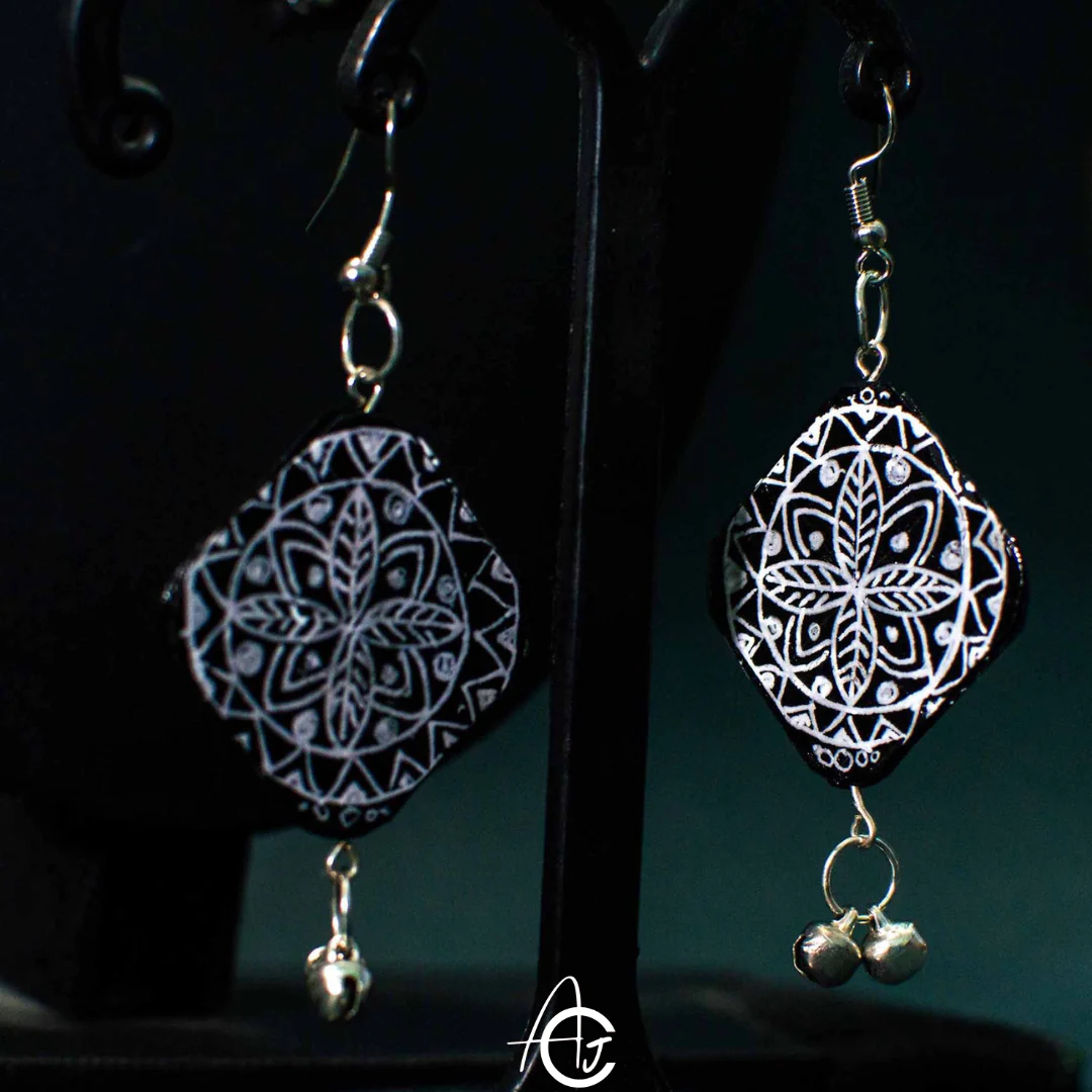 Statement Necklace set, Handpainted : Handmade - Image 6