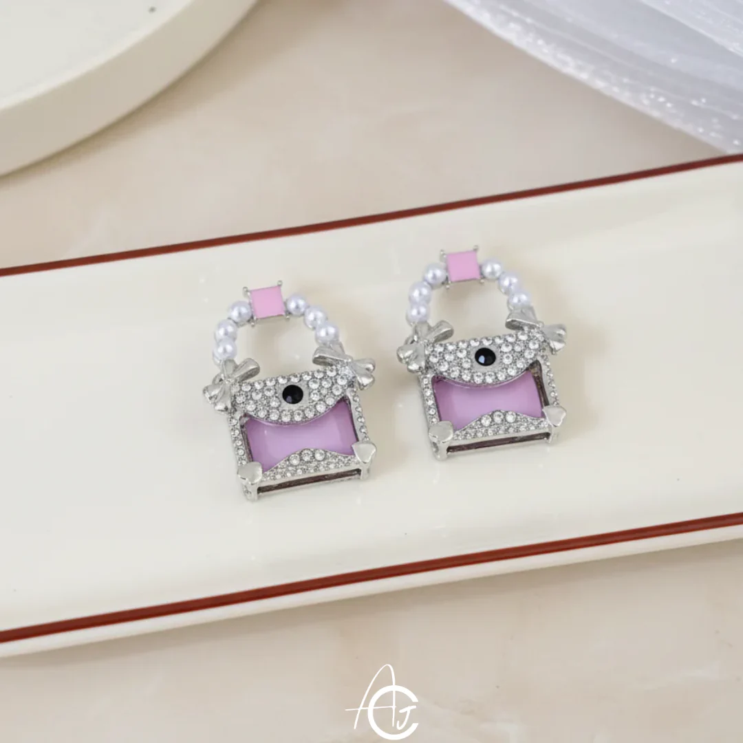 Pretty Purse Earrings - Image 6